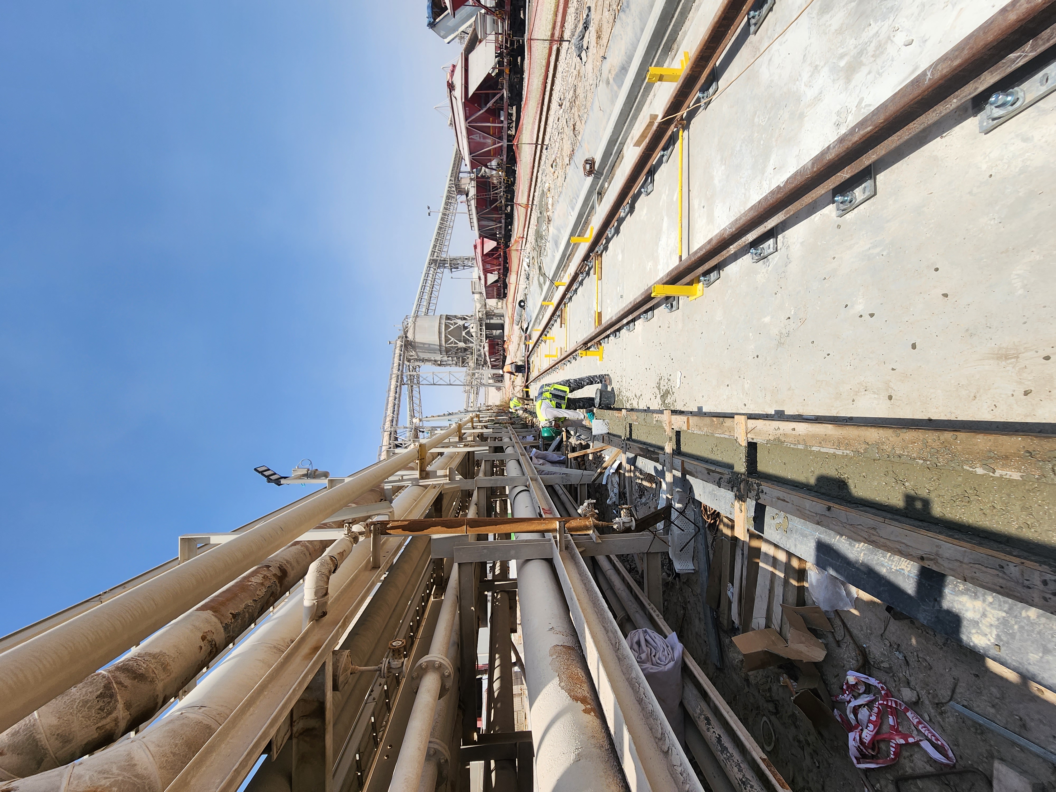 ></i></p>
					<p>
									<font size=